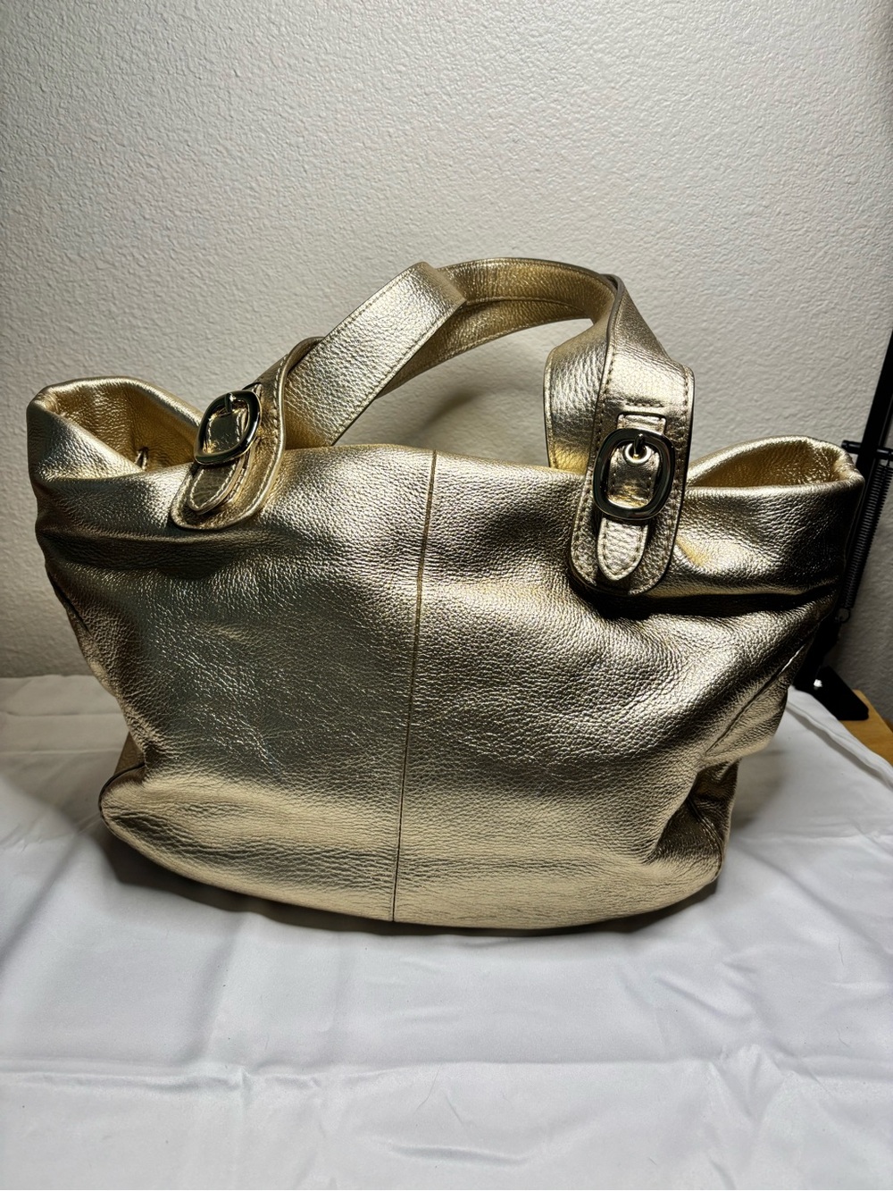 Vintage Michael Kors Fulton Metallic Gold Buckle Pocket Hobo Bag - Picture 3 of 15